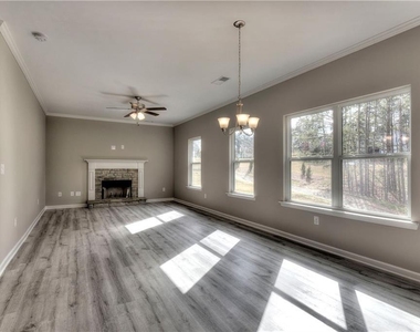 106 Belmont Lane - Photo Thumbnail 3
