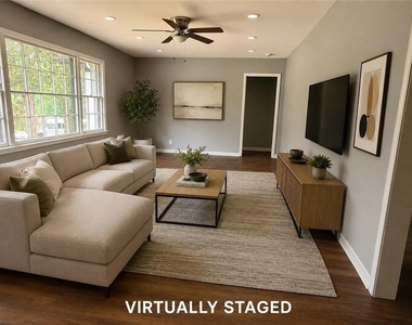 1821 Sandringham Drive Sw - Photo Thumbnail 2