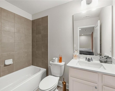 791 Belrose Drive - Photo Thumbnail 19