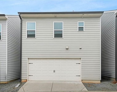 791 Belrose Drive - Photo Thumbnail 23