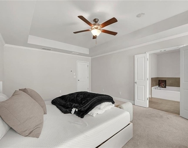 791 Belrose Drive - Photo Thumbnail 12