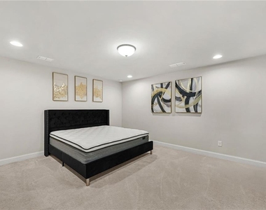 791 Belrose Drive - Photo Thumbnail 15