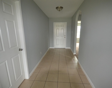 6958 Chessgate Falls Lane - Photo Thumbnail 11
