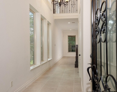 34 Daffodil Meadow Place - Photo Thumbnail 2