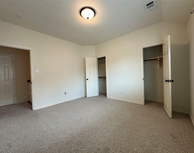 3206 Oakland Drive - Photo Thumbnail 40