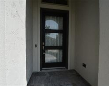 4525 Silver Pine Ct - Photo Thumbnail 9