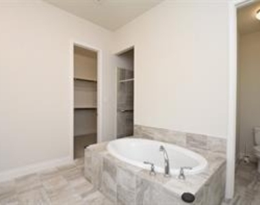 4525 Silver Pine Ct - Photo Thumbnail 40