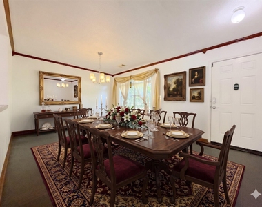 4707 Meadowthorn Court - Photo Thumbnail 9