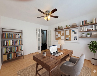 4707 Meadowthorn Court - Photo Thumbnail 12