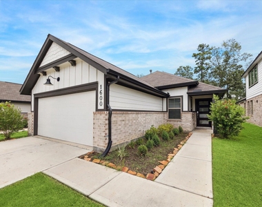 1600 Portia Lane - Photo Thumbnail 1