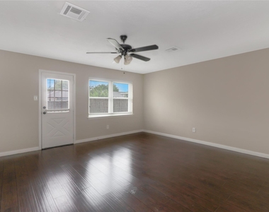 1303 Sigma Street - Photo Thumbnail 9