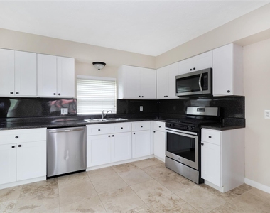 1303 Sigma Street - Photo Thumbnail 8
