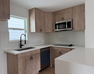 3617 Rosalie Street - Photo Thumbnail 3