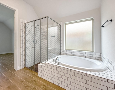 28173 Knight Peak Drive - Photo Thumbnail 7