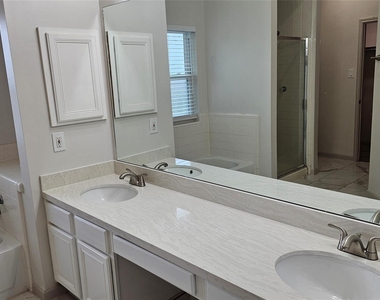 23510 Stratsborough Drive - Photo Thumbnail 28