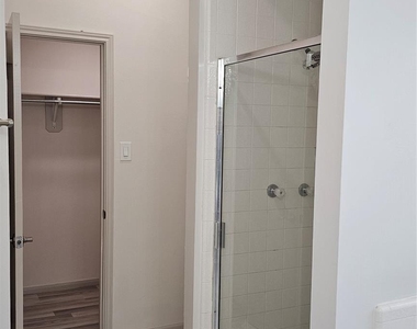 23510 Stratsborough Drive - Photo Thumbnail 22