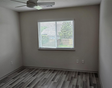 23510 Stratsborough Drive - Photo Thumbnail 29