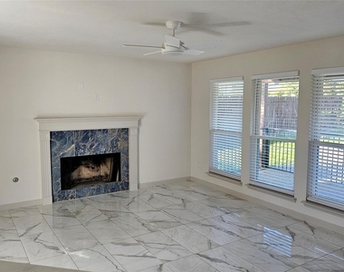 23510 Stratsborough Drive - Photo Thumbnail 11
