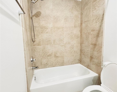 3846 Center Street - Photo Thumbnail 33