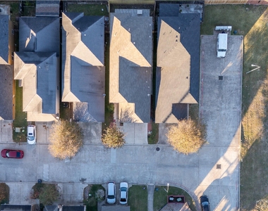 10904 Panther Court - Photo Thumbnail 33