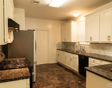 10904 Panther Court - Photo Thumbnail 23