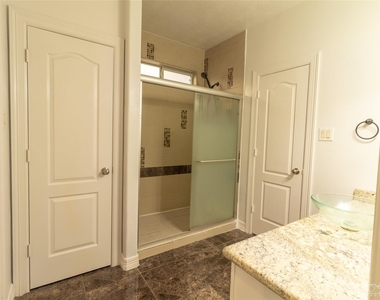 10904 Panther Court - Photo Thumbnail 30