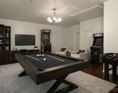 10904 Panther Court - Photo Thumbnail 41