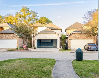 10904 Panther Court - Photo Thumbnail 1