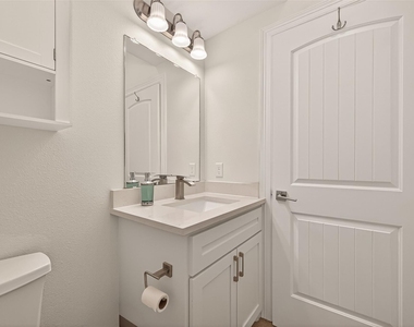 2211 Silverbonnet Street - Photo Thumbnail 19