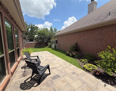 13722 Aspen Cove Drive - Photo Thumbnail 24