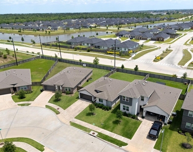 1134 Della Lane - Photo Thumbnail 30