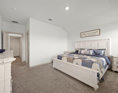 1134 Della Lane - Photo Thumbnail 15