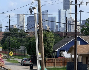 2706 Cochran Street - Photo Thumbnail 37