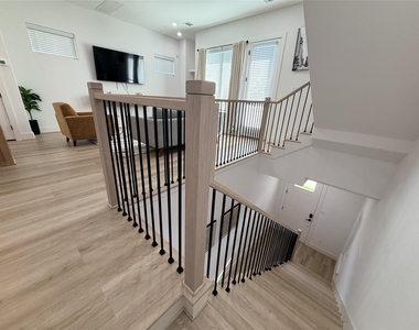 2706 Cochran Street - Photo Thumbnail 30