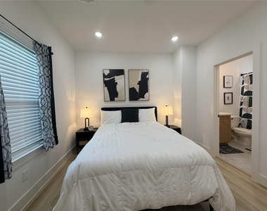 2706 Cochran Street - Photo Thumbnail 24