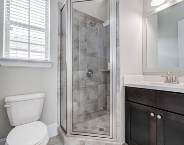 11023 Acorn Falls Drive - Photo Thumbnail 16