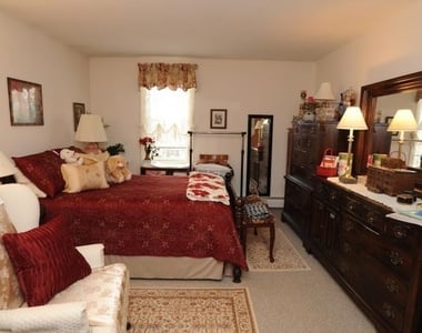 356 Torringford West St - Photo Thumbnail 4