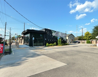507 Houston Street - Photo Thumbnail 16