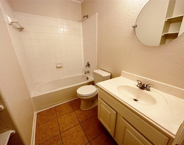 10210 Canyon Rose Lane - Photo Thumbnail 12