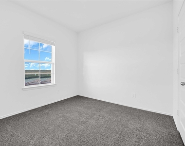 4251 Berwick Park Lane - Photo Thumbnail 16