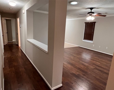 12007 Madison Oak Street - Photo Thumbnail 6