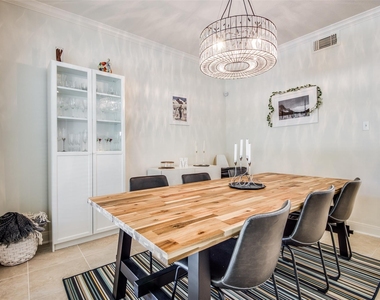 14202 Scarborough Fair Street - Photo Thumbnail 10