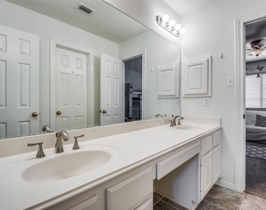 14202 Scarborough Fair Street - Photo Thumbnail 36
