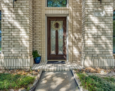 14202 Scarborough Fair Street - Photo Thumbnail 2