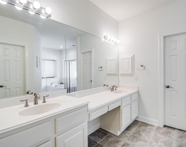 14202 Scarborough Fair Street - Photo Thumbnail 26