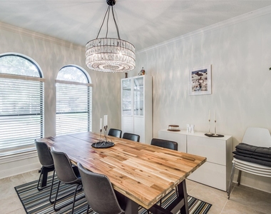 14202 Scarborough Fair Street - Photo Thumbnail 9