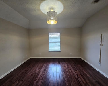 12331 Natchez Park Lane - Photo Thumbnail 25