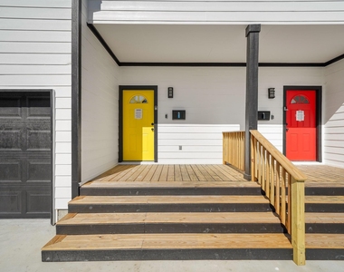 1512 W Blum Street - Photo Thumbnail 4