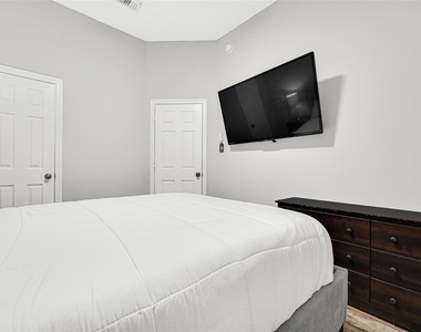 174 Horn Court - Photo Thumbnail 23