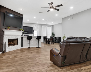 174 Horn Court - Photo Thumbnail 4